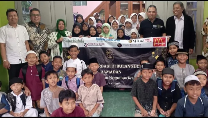 AMKI Pusat Berbagi Kebahagiaan Ramadan Bersama Anak Yatim di Yayasan Al-Kahfi