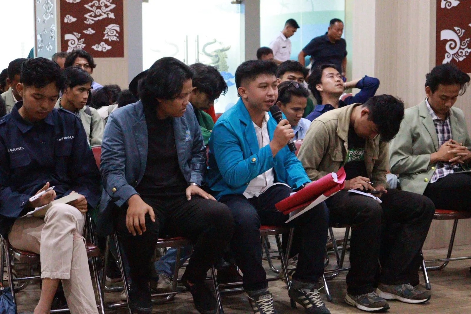 Dialog Terbuka dengan Mahasiswa, Wali Kota Ajak Generasi Muda Pahami Dinamika Pembangunan